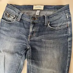 ABERCROMBIE & FITCH used