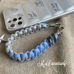 残りわずか‼️スマホストラップ パラコード スタッズ