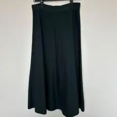 ダークグリーン