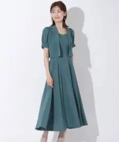 【週末限定お値下げ】袖パフショートジャケット＋キャミワンピースセットアップ