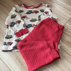 ユニクロ　トーマス　パジャマ　100