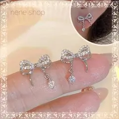 【新品】ジルコニア リボン モチーフ ピアス シルバー キラキラ ビジュー r