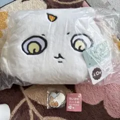 ちいかわ　エニマイくじ　D賞　あのこ クッションハートのラバーマスコット
