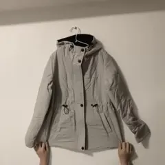 グレー ダウンジャケット