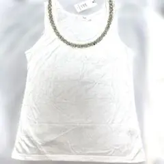 ホワイトタンクトップ ビーズ装飾　Ｍサイズ