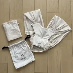 konny 抱っこ紐 Sサイズ メッシュ　ベージュ