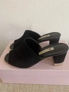 【DIANA 】ブラックスエードオープントゥミュール　Sサイズ