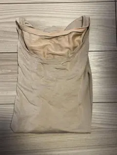 ユニクロ　HEATTECH エクストラウォーム ベージュ長袖