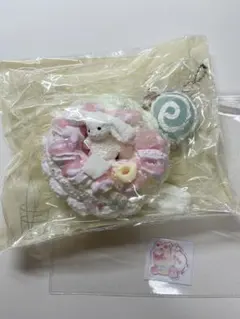 DORO Studio うさぎピンクドーナツ スクイーズ ドロ - メルカリ