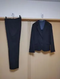 春夏秋用パンツスーツ LESMUES Femme 黒ピンストライプ アオキのサムネイル