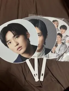 うちわまとめ売り　目黒蓮2種　SnowMan集合1種