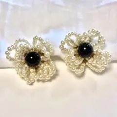 ハンドメイド 大きめサイズ フラワーデザイン イヤリング パール 147