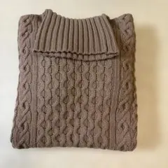 ドルモア　タートルニット