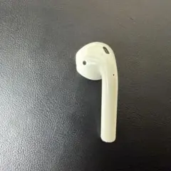 Apple AirPodsエアーポッズ第 二世代L片耳　左耳のみ