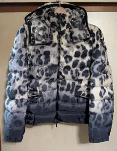 2026年最新】モンクレールレオパード柄の人気アイテム - メルカリ