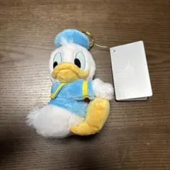 ディズニーストア ドナルド キーホルダー ぬいぐるみ タグ付き - メルカリ