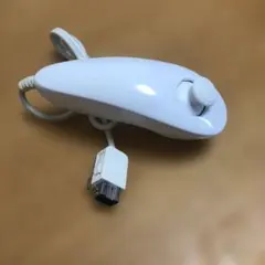 【匿名　送料無料】417-112家庭用ゲーム機　任天堂Wiiヌンチャク　ホワイト