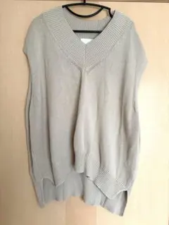 willfully ベージュ Vネック ニットベスト Fサイズ