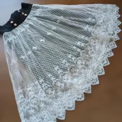 アクシーズファム　ひざ丈スカート 黒と白のチェック柄