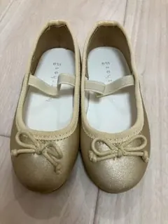 【値下げ】ゴールド リボン付きバレエシューズ