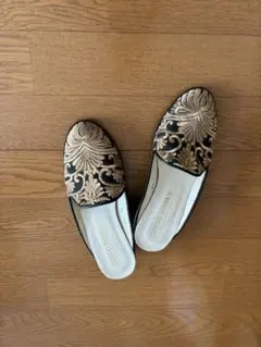 CORSO ROMA 9 刺繍ミュール 35のサムネイル