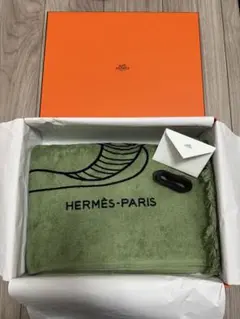 Item thumbnail for item e0f646e2-3f31-4097-ac0d-a6e504c5c33d