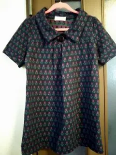 チューリップ柄のワンピース