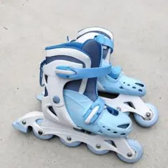 インラインスケート 青と白 調整可能
