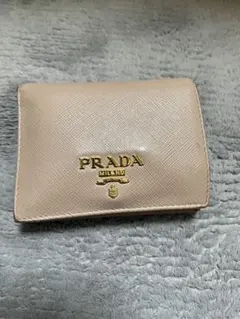 PRADA サフィアーノ 二つ折り財布 ベージュのサムネイル