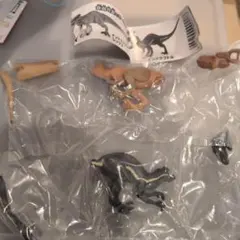 2個セット　ジュラシック・ワールド バトルアクションフィギュア