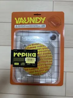 新品】vaundyのアルバムreplica、キーチェーン、ロゴステッカーセット