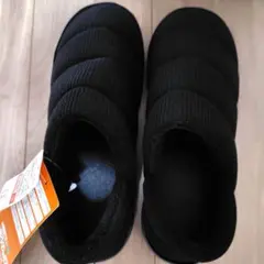 ♥新品♥しまむら　クロッシー キルティング スリッポンＬＬ　黒