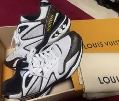 LOUIS VUITTON スニーカー モノグラム ヴィトンのサムネイル