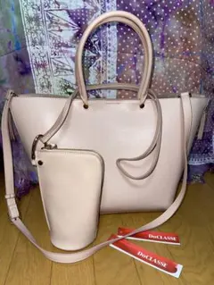 新品未使用ドゥクラッセ トートバッグとポーチのセットストラップ付ピンクベージュ