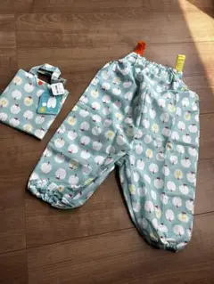 りんご柄のお砂場着