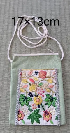 スマホショルダー◆ 薄いグリーン◆鮮やか花柄