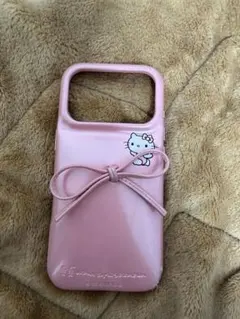 Urban Sophistication × キティちゃんコラボのサムネイル