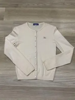 バーバリーブルーレーベル　ニットカーディガン アイボリー色