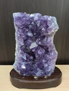 希少 コンゴ大結晶 アメジストクラスター 木製台座付き 置物 原石