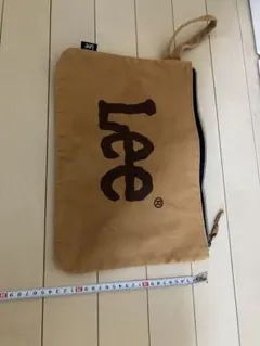 Lee ブラウン サコッシュ 約35cm x 25cm