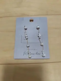 揺れる淡水パールピアス　GLOBALWORK