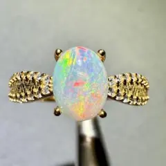 k18gp エチオピアンオパール　オーバル　縦向き　CZ フリーサイズリング　B
