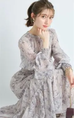 アプワイザーリッシェ　ニュアンスフラワープリントワンピース