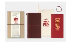 新品　レギュラーサイズ　トラベラーズノート LOVE AND TRIP レッド