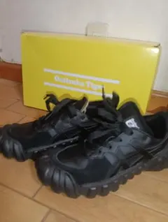 【未使用】 OnitsukaTiger DENTIGRE LS 27.5cm