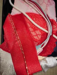 帯揚げ帯締めセット重ね衿付き　赤と白　振袖