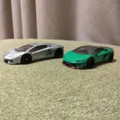 ホットウィール ランボルギーニ2台セットのサムネイル
