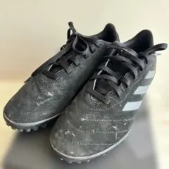 adidas スニーカー　23cm