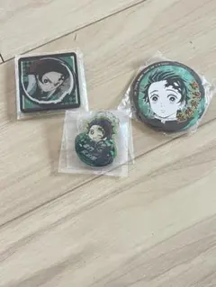 鬼滅の刃 竈門炭治郎 缶バッジ アクリルキーホルダー セット