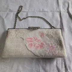 花柄刺繍 クラッチバッグ